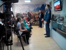 В Ямальском районном музее состоялось открытое мероприятие, посвященное Году гражданской обороне и Дню пожарной охране.